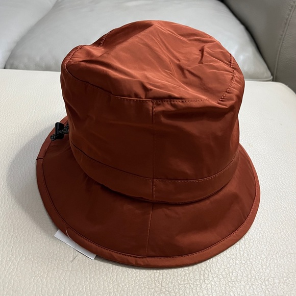 NWT - Barts Unisex Water Resistant Aregon Bucket Hat - Size M/L - Picture 4 of 8